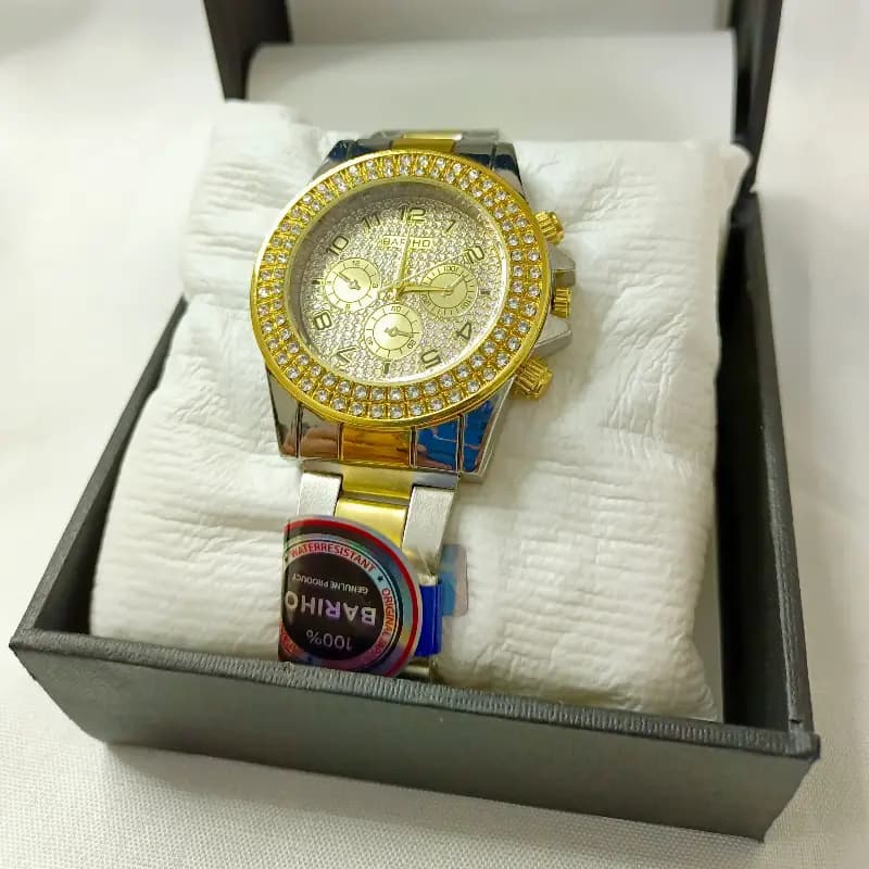 Luxury Fashioned Stainless Steel Golden Silver Watch