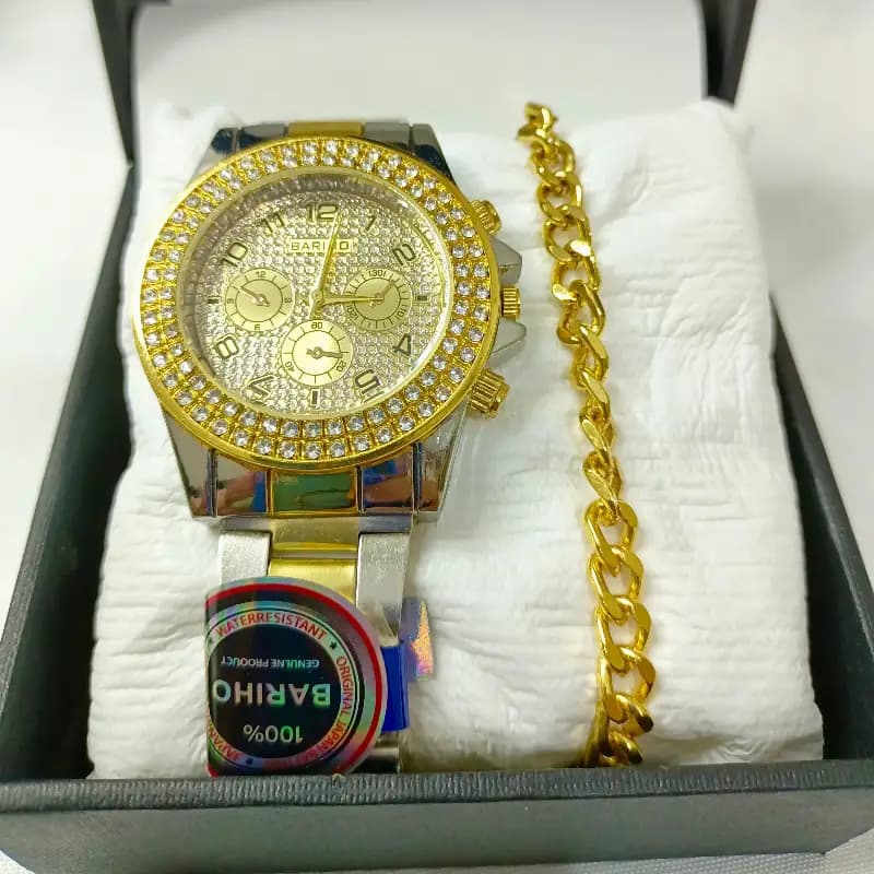 Luxury Fashioned Stainless Steel Golden Silver Watch