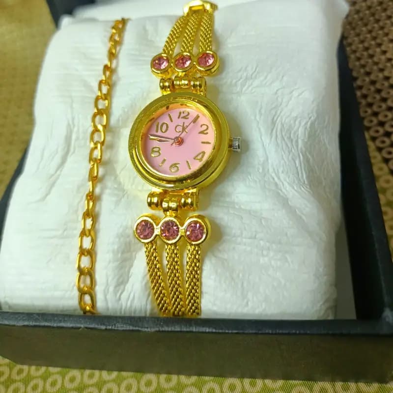 Fashionable Girls Pink Color Dial Watch And Bracelet